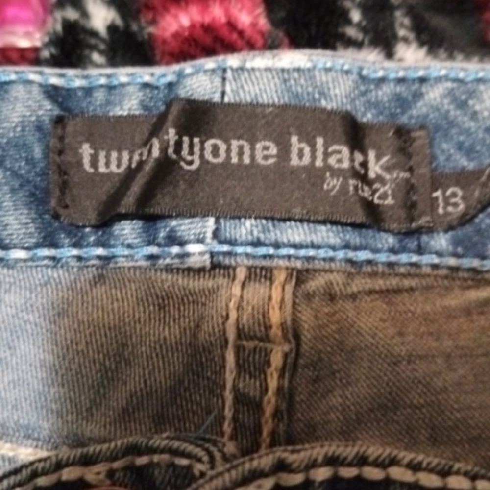 21 Black by rue 21 size 13/ 14B women's jeans with holes.